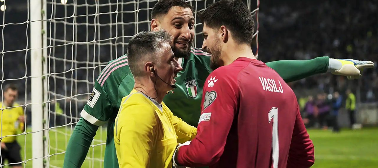 Доннарумма порвал шпаргалку вратаря Боснии, но Италия всё равно не вышла на ЧМ-2026