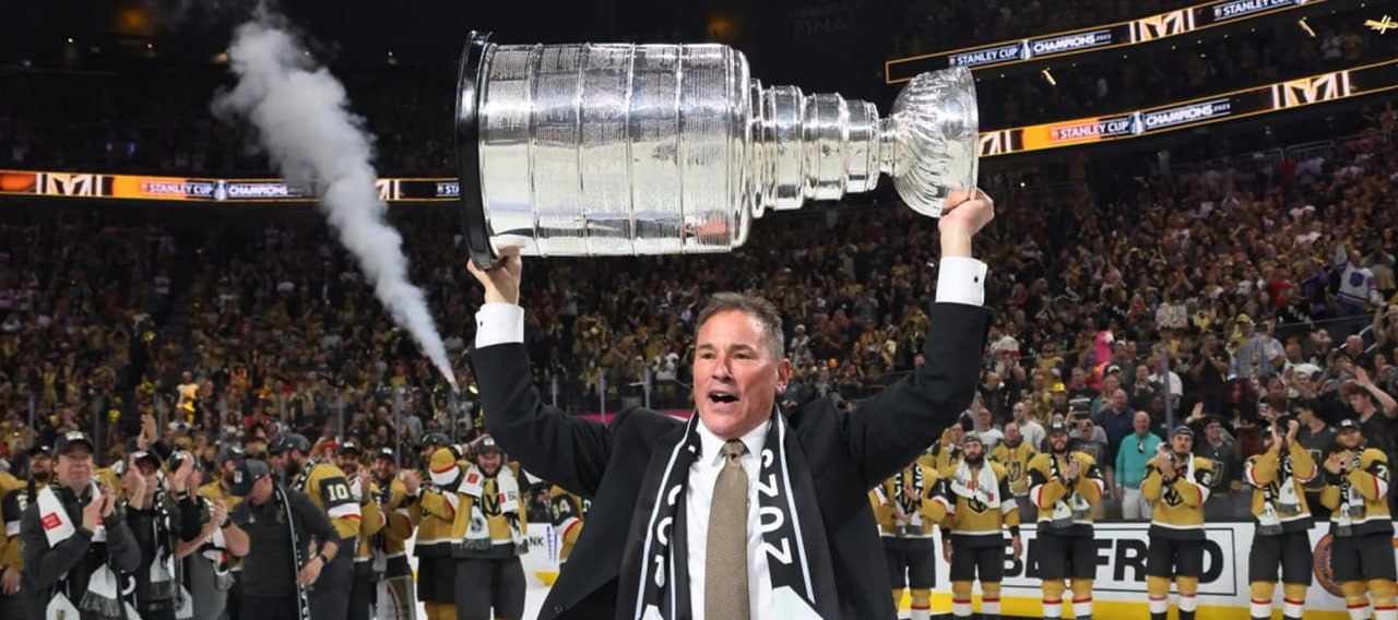 Стало известно, почему «Вегас» отправил в отставку тренера-чемпиона